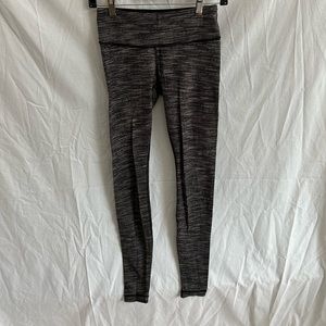 Lululemon Striped Wunder Under- Size 4